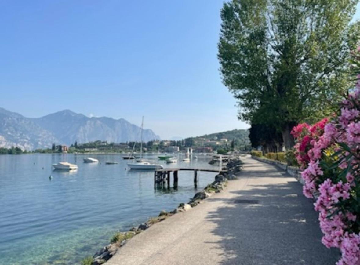 Lake View Casa Di Sandra Apartment Malcesine Exterior photo